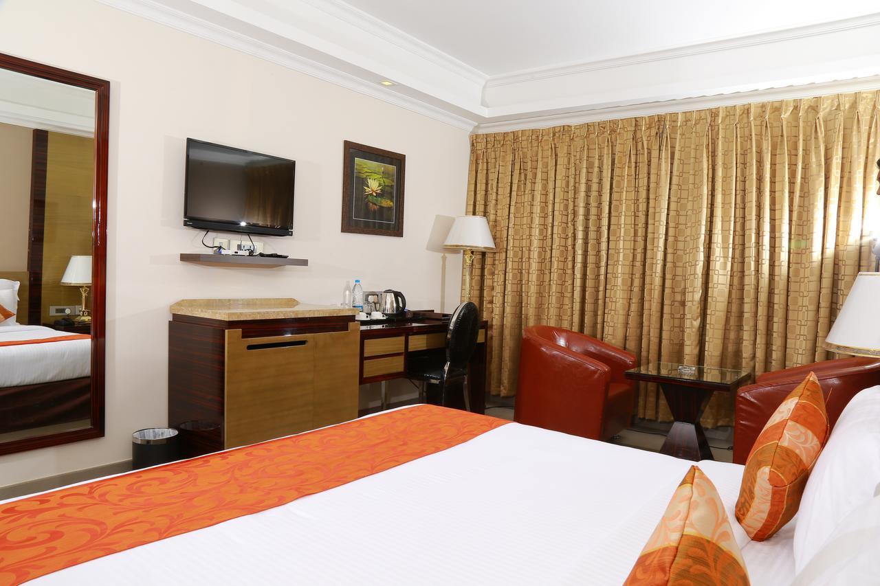 Hotel Bonanza Alappuzha Exterior photo